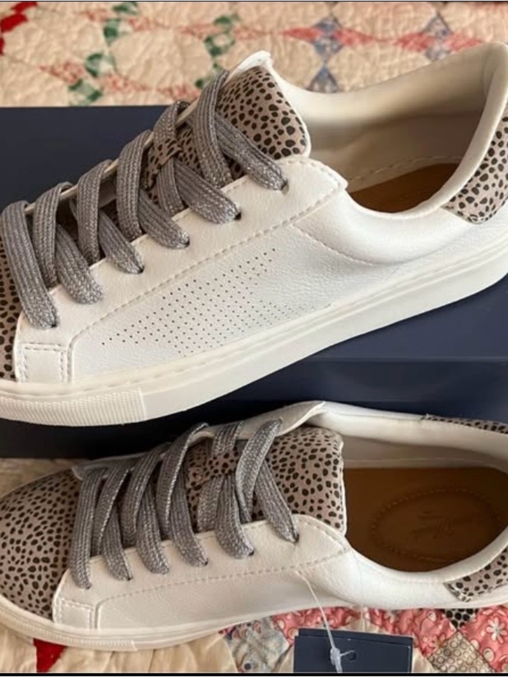Universal Thread White Sneakers with Gray Speckled Accents